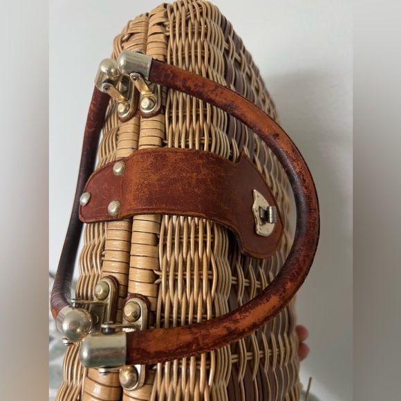 Vintage wicker purse designed by Arthur in Hong Kong boho Beach Coastal - Picture 6 of 6